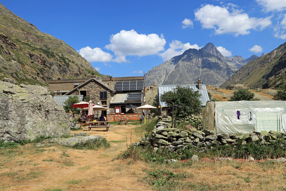 Hike Refuge de La Lavey - Les Ecrins