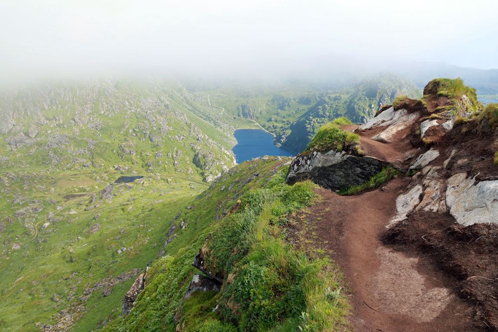 Hike Mannen Lofoten