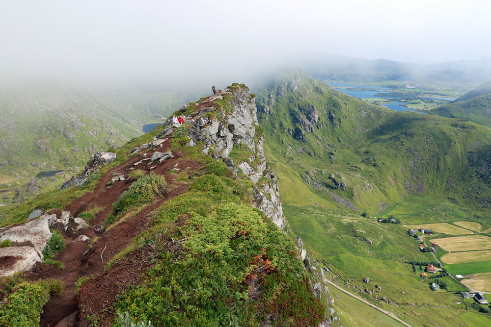 Hike Mannen Lofoten