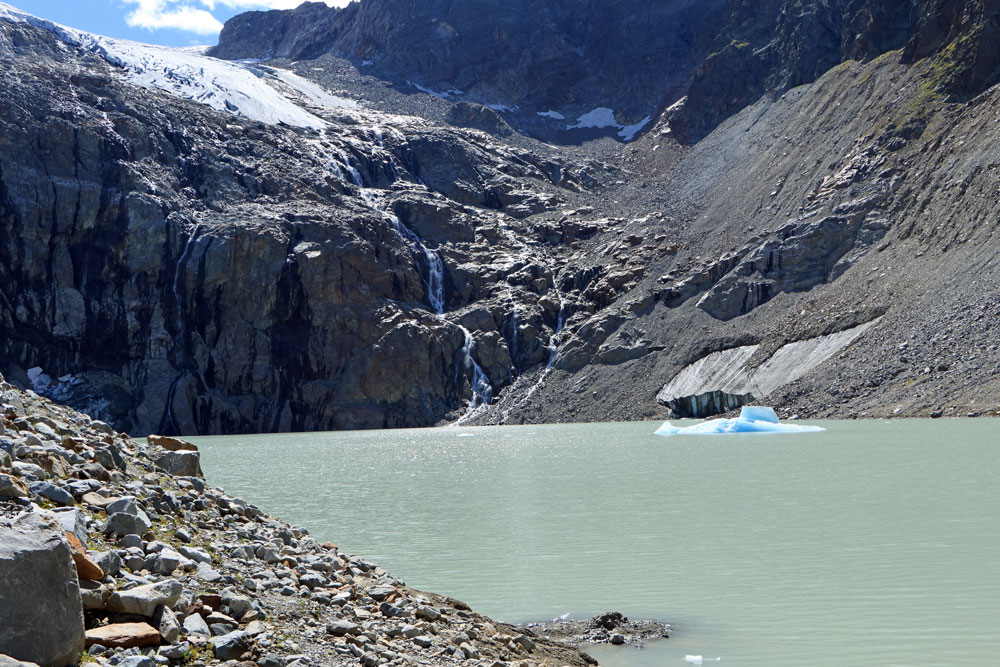 Hike Stubaital Sulzenausee