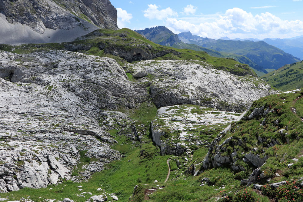 Rätikon hike Tilisunahütte Partnunsee